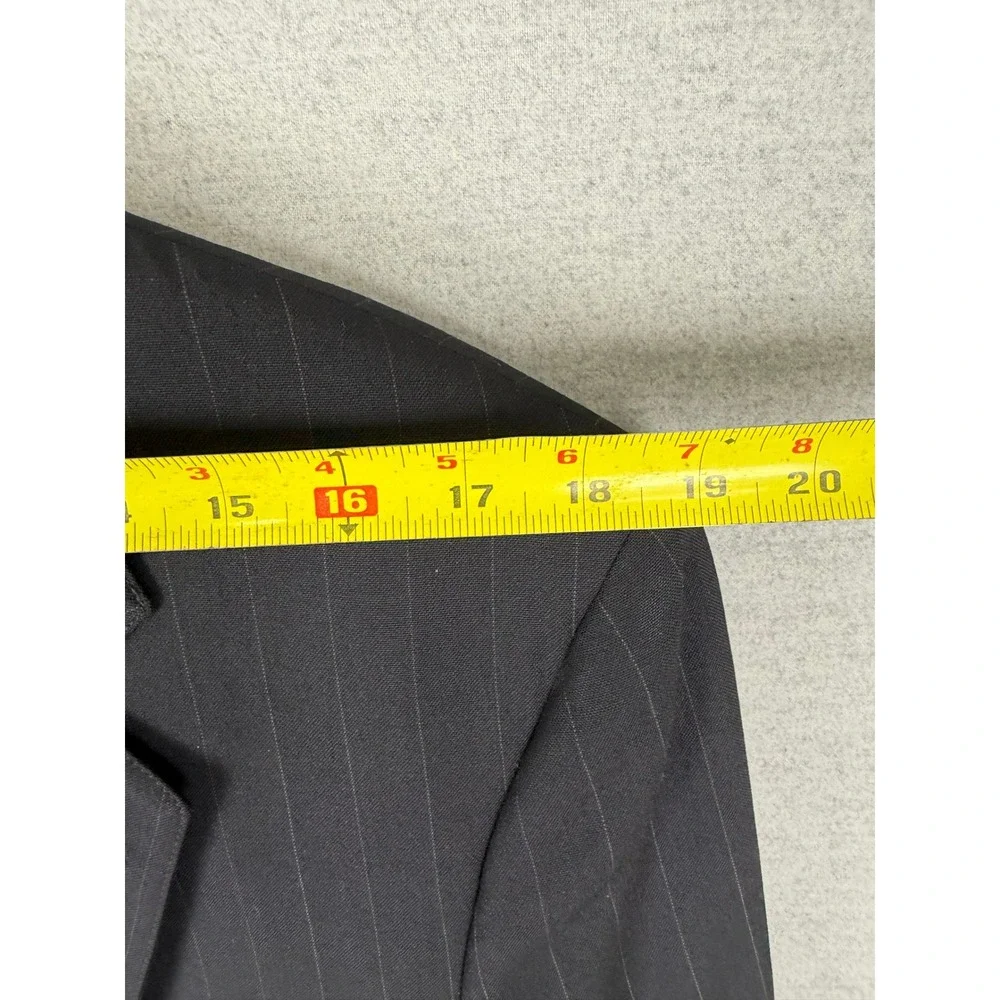 Brooks Brothers Mens Navy‎ Blue Pinstripe Blazer Two Button Sport Coat Made USA